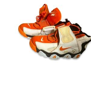 Nike Air Barrage Orange/White